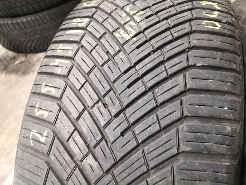 Гуми втора употреба 255 45 18 цола 4 броя continental dot 24