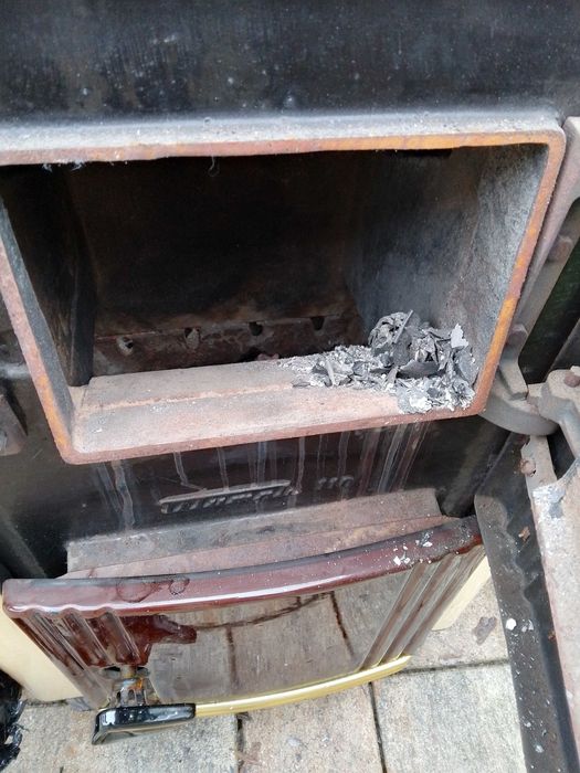 Soba Emailata cu Plita Triumph 110