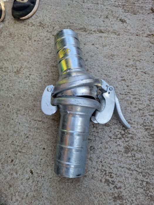 Mufa vidanja tata mama de 4 toli preț 495 lei bucata avem și furtun Vi