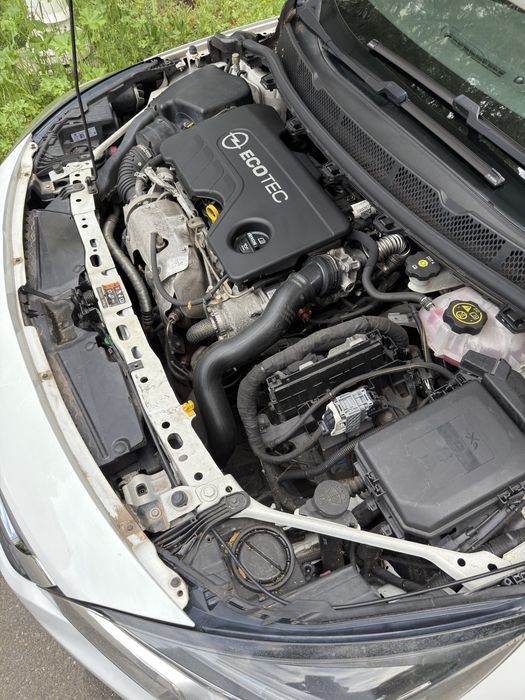Opel Astra K | Volan și Scaune Încălzite | Lane Assist | Navigație Android | Dublu Climatronic