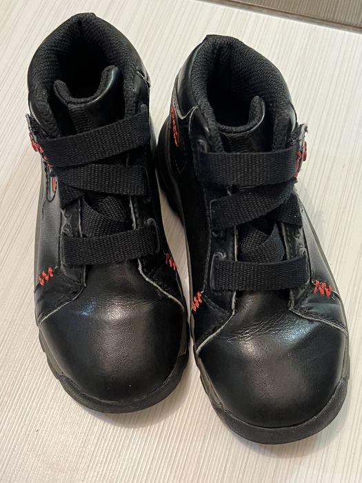 Nike и Adidas оригинални маратонки и ботички - от 26 до 28 номер