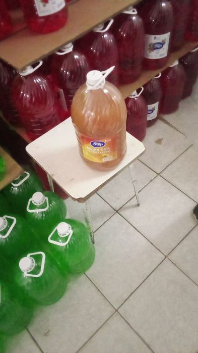 В продаже жидкое мыло