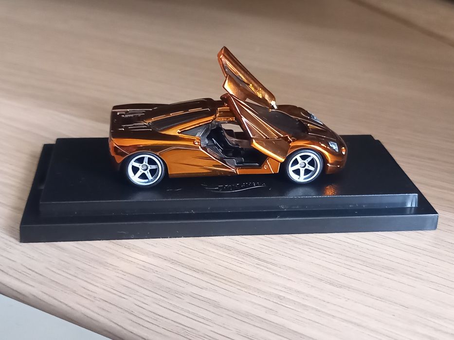 Mclaren F1 - Hot Wheels RLC - количка 1/64