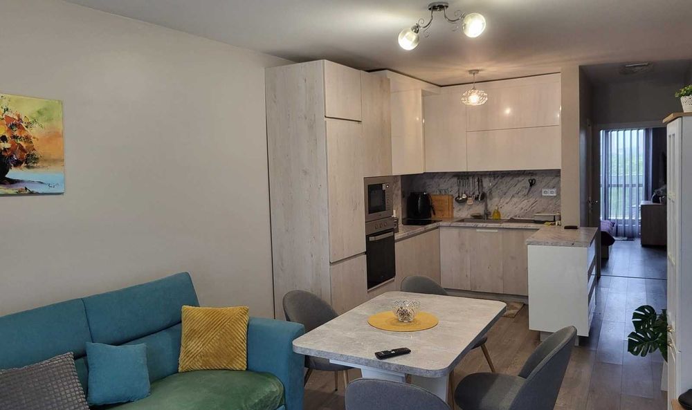 Продава се Тристаен апартамент в Варна, Гранд Мол Варна - 101 кв.м за 2179 €/кв.м - Снимка #3