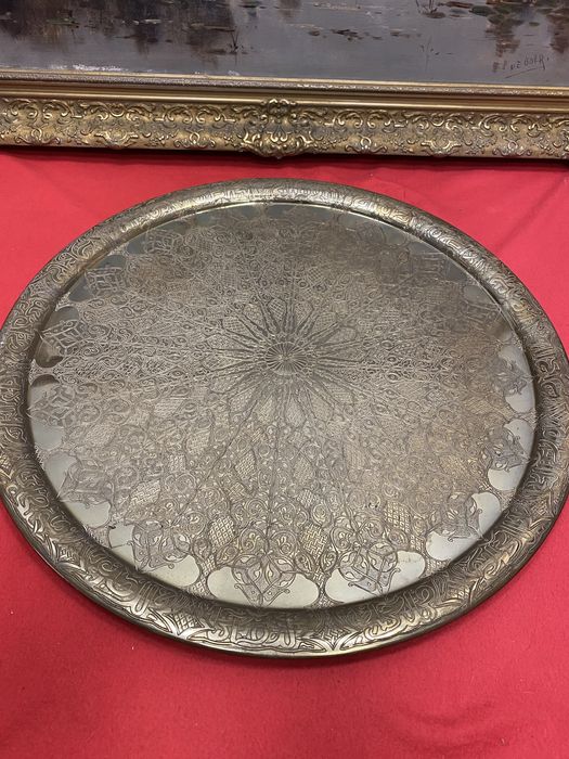 Голямо пано за стена от месинг гравирано ръчно