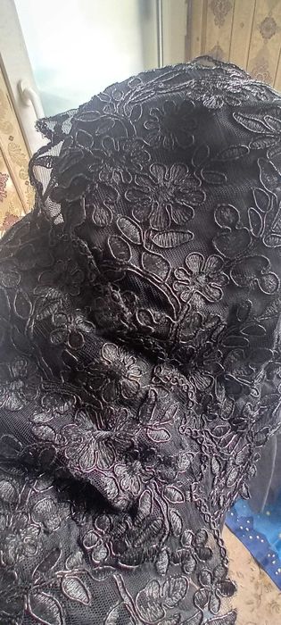 Вечерна дамска рокля/туника с блестящи елементи и тюл