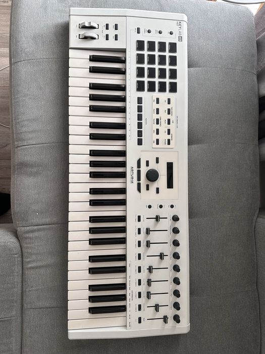 Clapa midi Arturia keylab 49 mkII