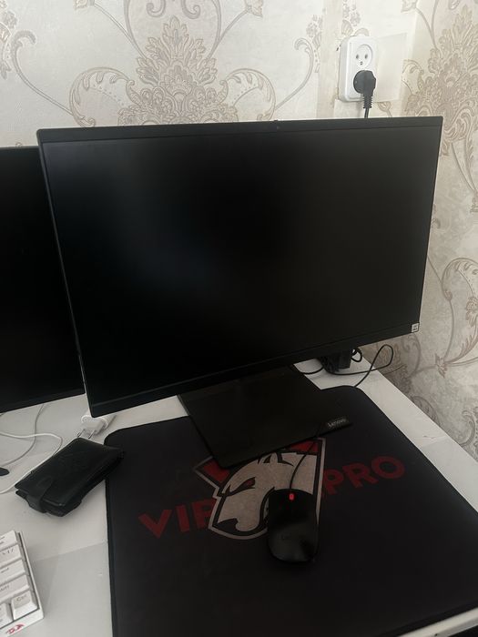 продам моноблок Lenovo