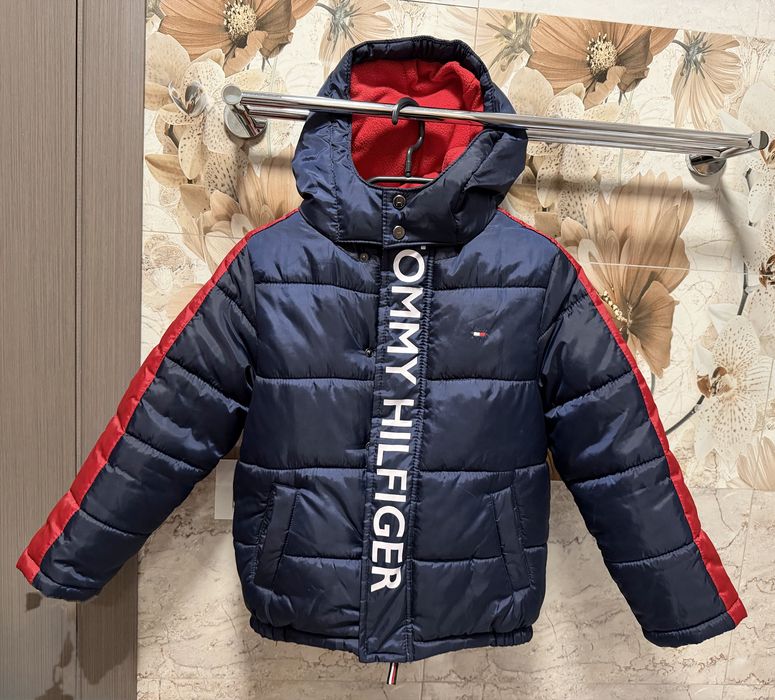 Geaca Tommy Hilfinger Baieti-Marimea 6 ani