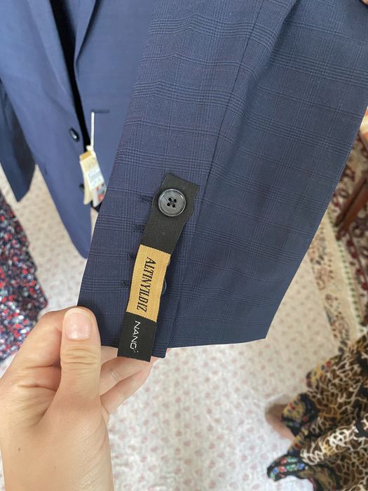 тёмно-синий костюм и брюки