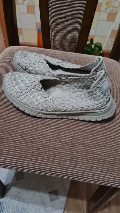 Продам       обувь