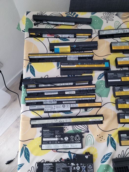 Baterii laptop Lenovo funcționale