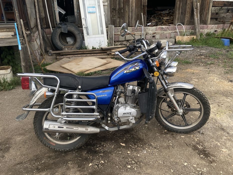 Мотоцикл GSX 200 кубов