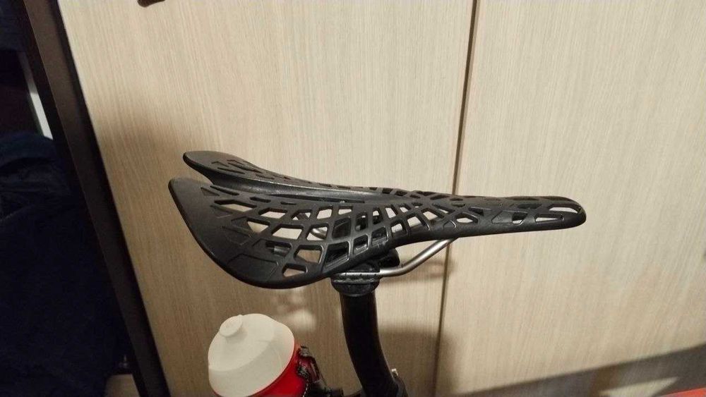 Продам седло для велосипеда Spider