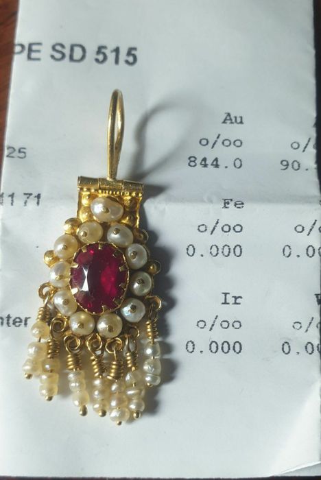 Старинный бухарский кулон с рубиновым Корундом  и жемчужинами 844пробы