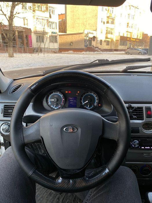 Оплетка на руль.