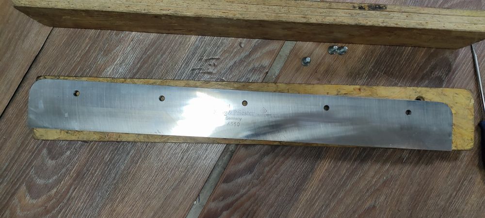 Нож для гильотин