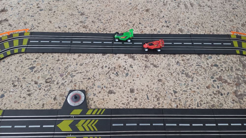 Продаю детскую игру ралли