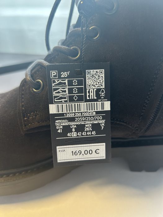 Bocanci piele intoarsa Massimo Dutti marimea 41