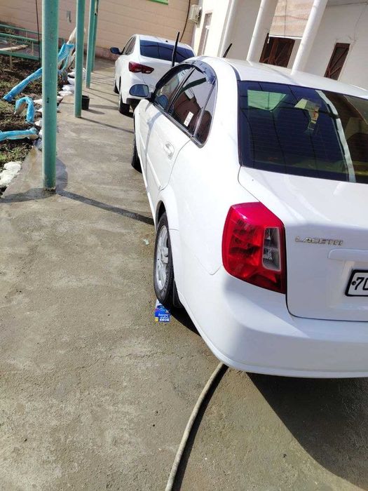 Ласитти 2013 супер люкс конденцеонер механека