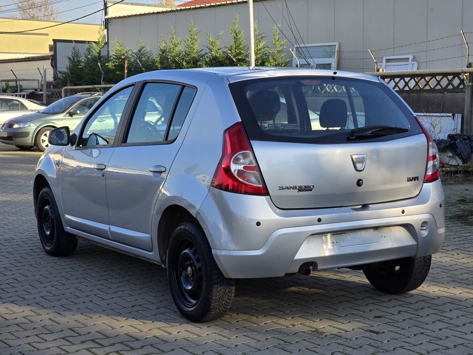 107.000 km, 1,4 MPI - 75 CP, AC