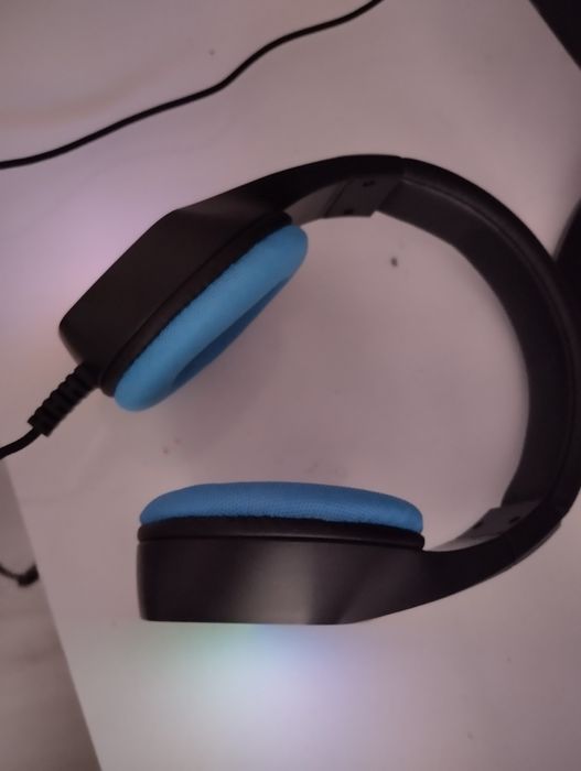 Продавам слушалки fury