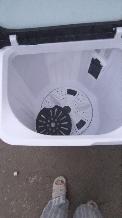 стиральная машина полу автамат .