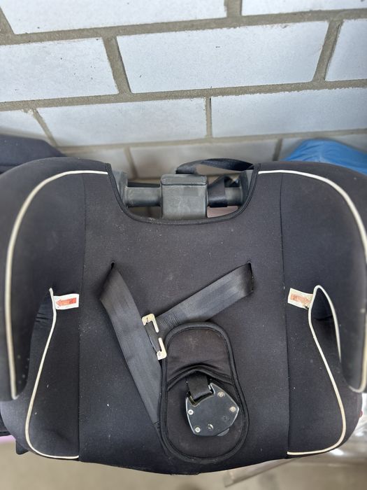 Продам автокресло