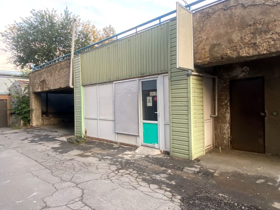 Нежилое помещение на Абдуллиных 56