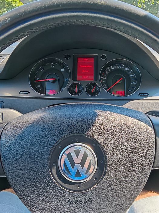 OCAZIE! VW Passat B6 - 2007 • 1.9 TDI • 128.800 km Reali • Certificat RAR Auto-Pass - PREȚ FIX