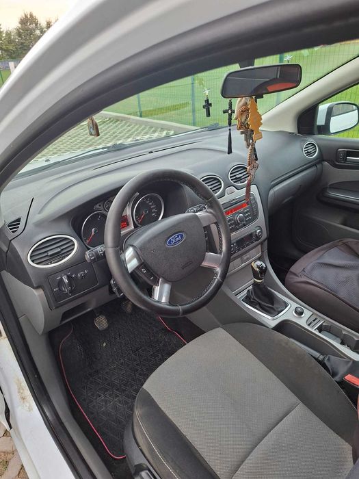 FORD Focus 2012 — imagine 4