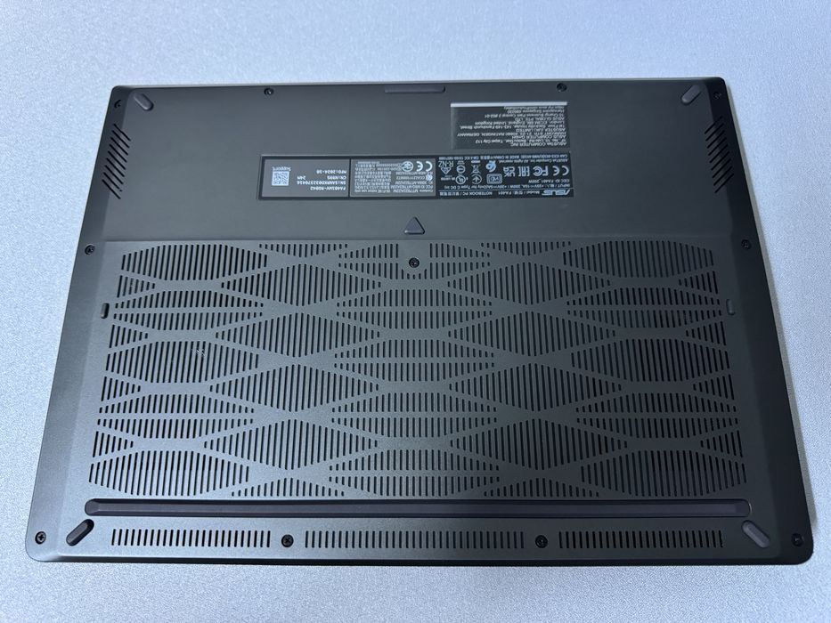 Laptop Asus TUF A14 Gaming - 32GB RAM - RTX 4060 - 2 TB SSD - Garantie