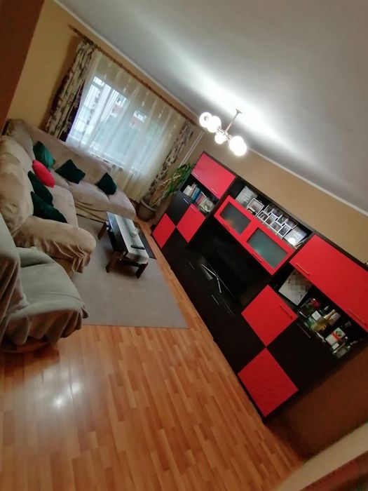Inchirez apartament cu 3 camere