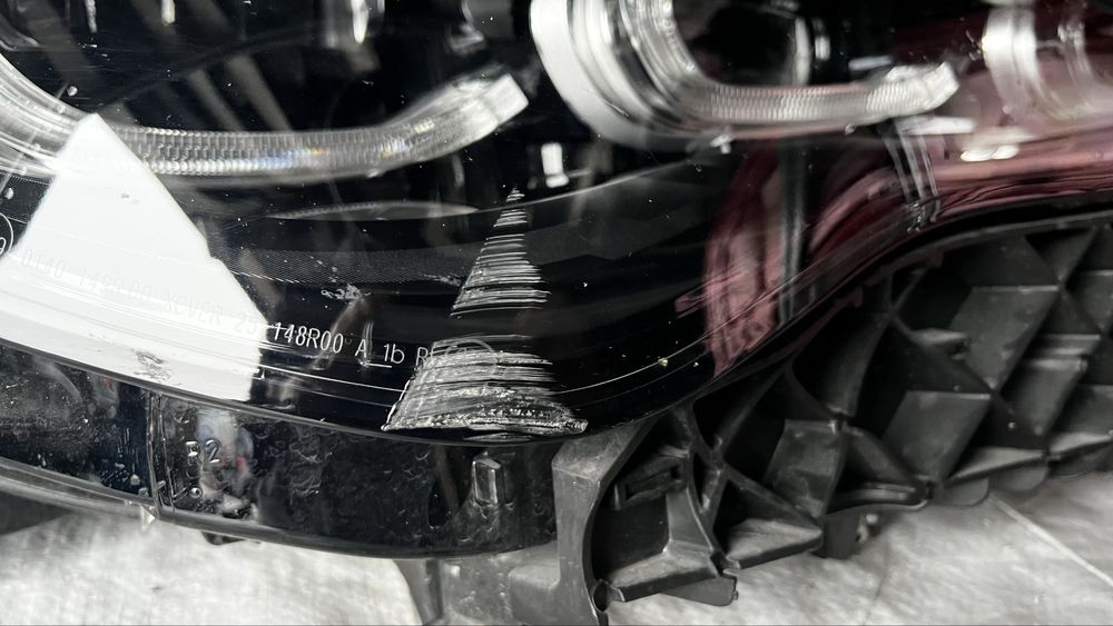 Alfa Romeo Stelvio десен фар