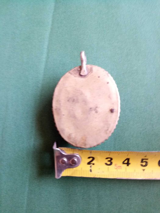 Стар медальон красива изработка