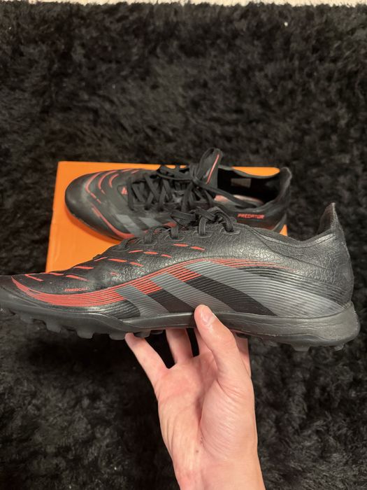 Ghete fotbal Adidas Sintetic