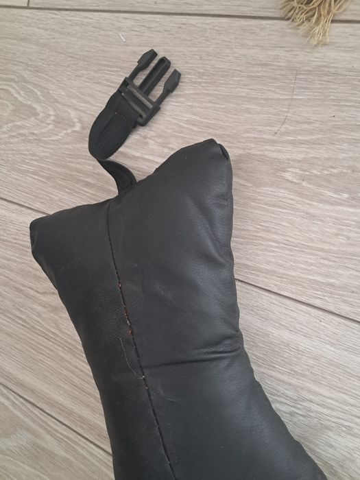 Подушка дорожная продам.