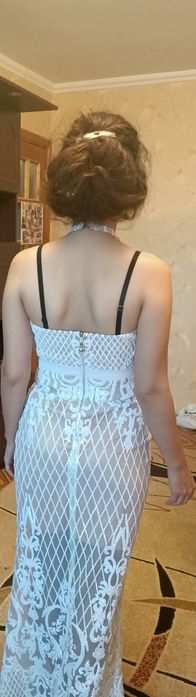 Вечерние платья для девушек