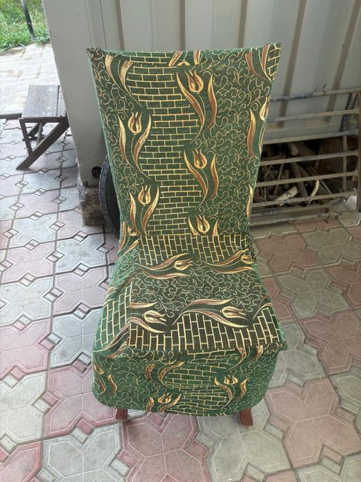 Стулья для гостиной