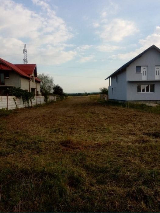 Vând teren Căteasca