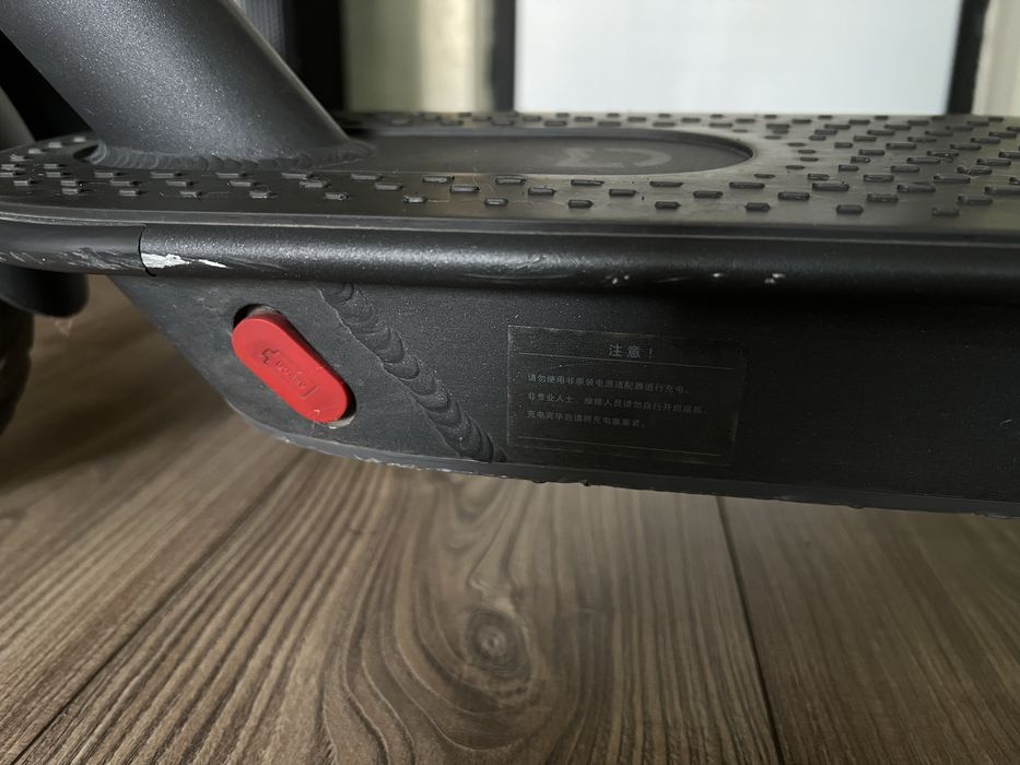 Самокат Xiaomi Mijia E-scooter M365