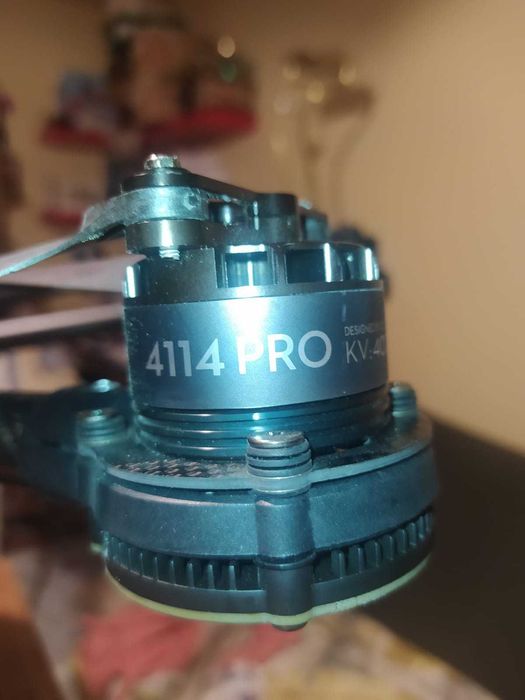 дрон DJI S 1000 + Zenmuse Z15 + дистанционно