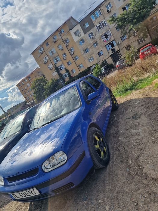 Vand golf 4 1.9 Axr 101Hp/se prezinta bine mecanic/estetic 7/10/