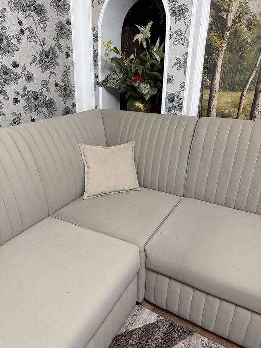 Диван/мягкая мебель