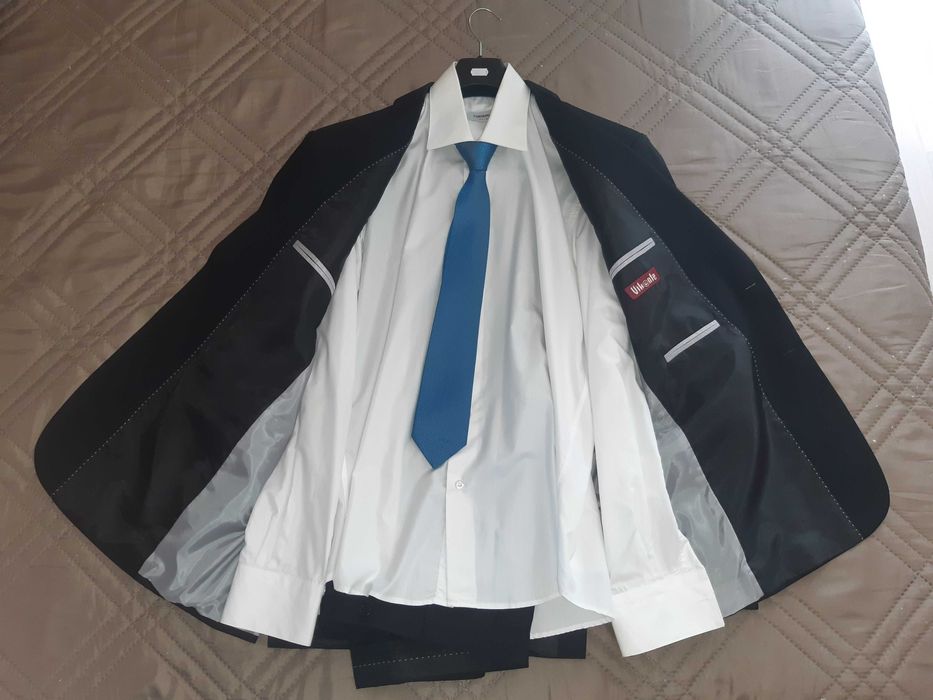 Пълен комплект официален мъжки костюм