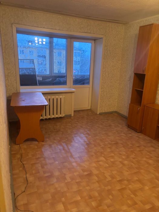 Продам 2 ком. Центр