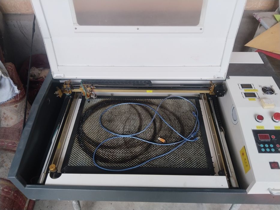 Лазерная резка станок 60 на 40 м 2