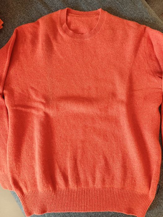 Пуловери памучни и вълнени