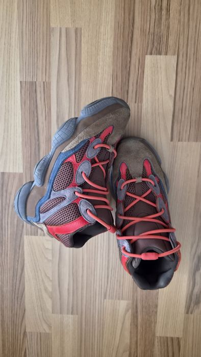 Yeezi 500 High sumac