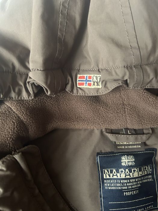 Geacă Naparjji nou fară eticheta
